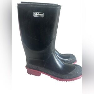 LaCrosse Black Boots with Red‎ Soles Youth Size 5